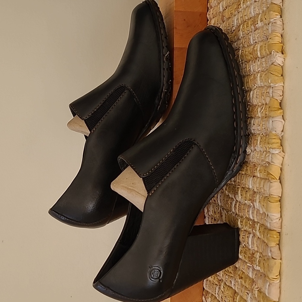 Born Gertrude Size 8 Heeled Shoes Comfortable EUC
